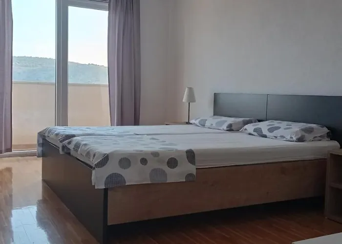 Apartmán With Balcony *